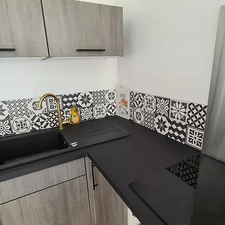 De 2 A 11 Personnes Au Domaine D'usson