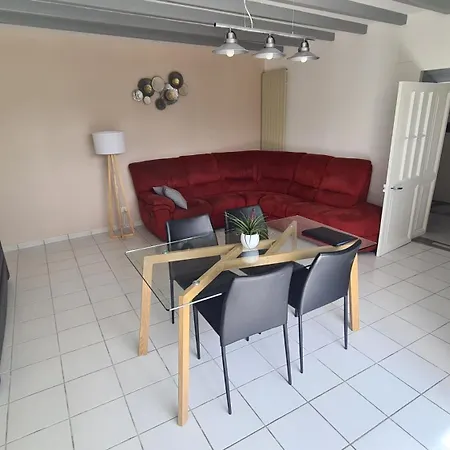 Vakantiehuis De 2 A 11 Personnes Au Domaine D'usson