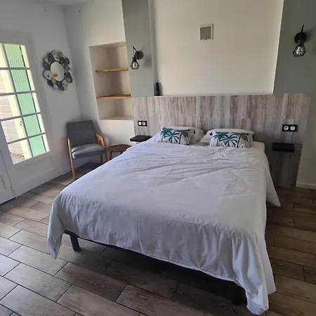 Vakantiehuis De 2 A 11 Personnes Au Domaine D'usson