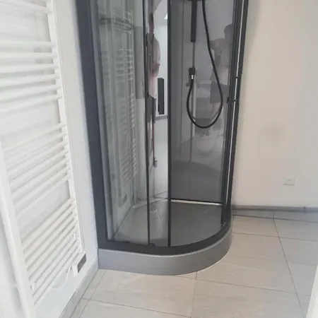 De 2 A 11 Personnes Au Domaine D'usson Holiday home