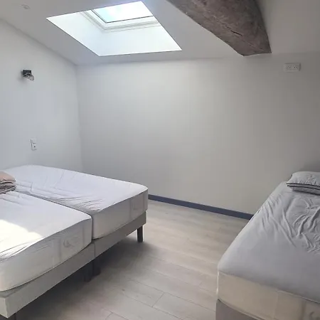 De 2 A 11 Personnes Au Domaine D'usson Holiday home *