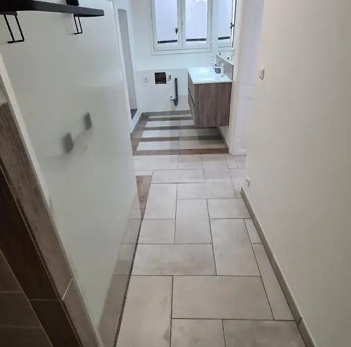 بيت للعطل De 2 A 11 Personnes Au Domaine D'usson *