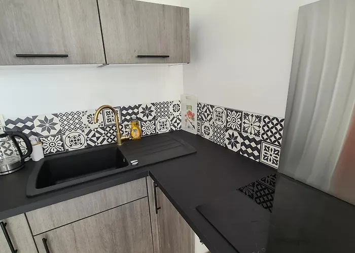 De 2 A 11 Personnes Au Domaine D'usson