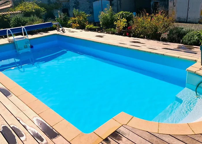 بيت للعطل De 2 A 11 Personnes Au Domaine D'usson