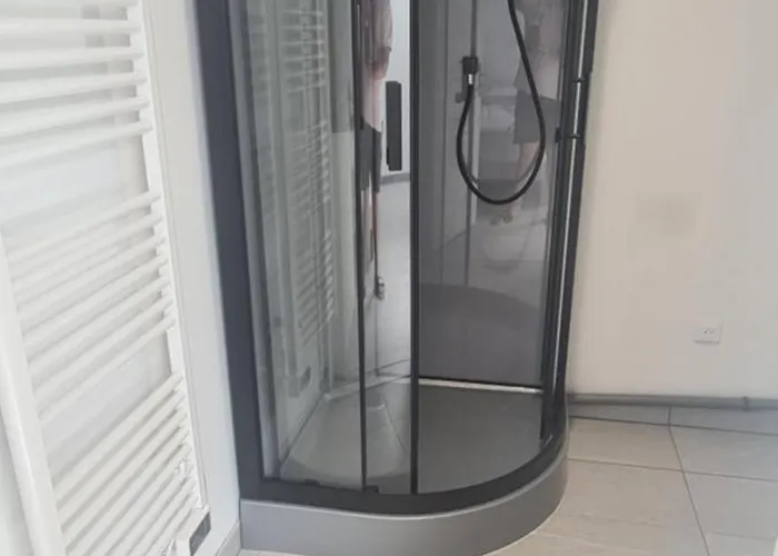 De 2 A 11 Personnes Au Domaine D'usson بيت للعطل