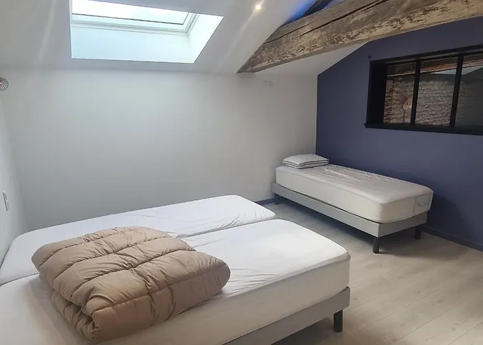 De 2 A 11 Personnes Au Domaine D'usson بيت للعطل Echebrune